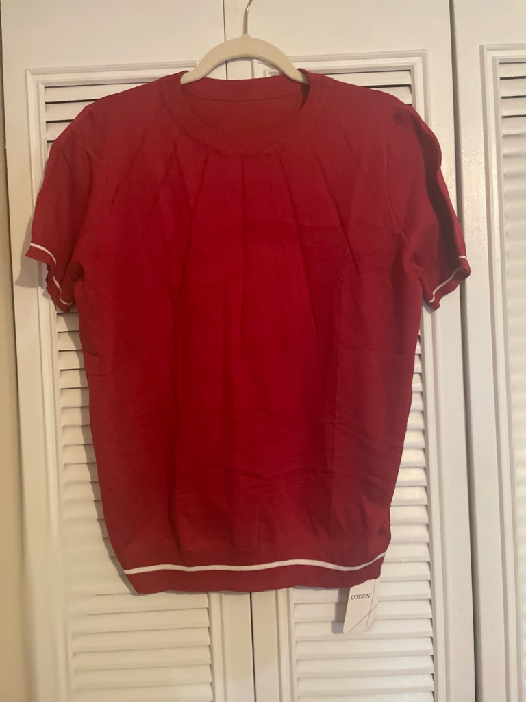 Red Short Sleeve Knit Top With White Trim